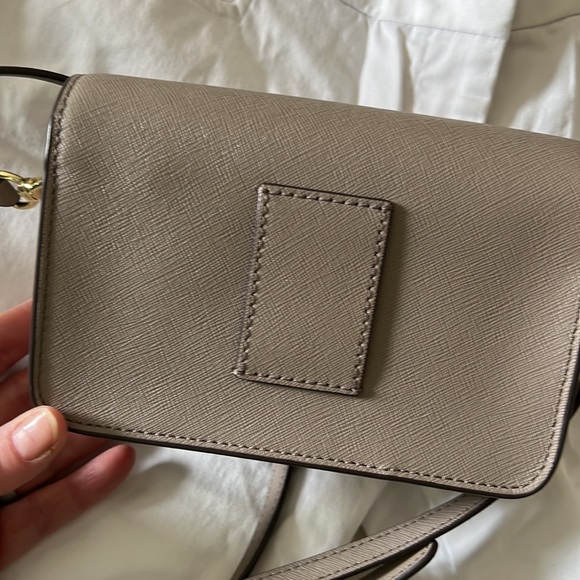 Tory Burch Emerson mini convertible crossbody belt bag! - Picture 3 of 4